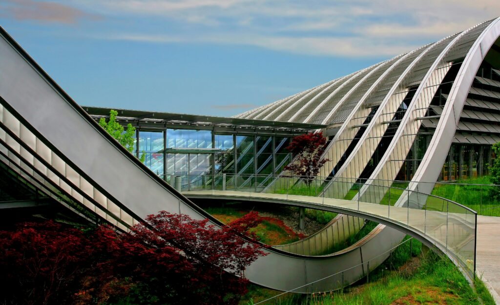 INTRODUCTION OF SUSTAINABILITY sustainable architecture examples